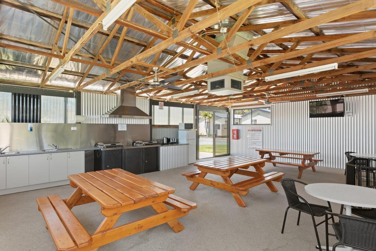 Big4 Moama Holiday Park Esterno foto